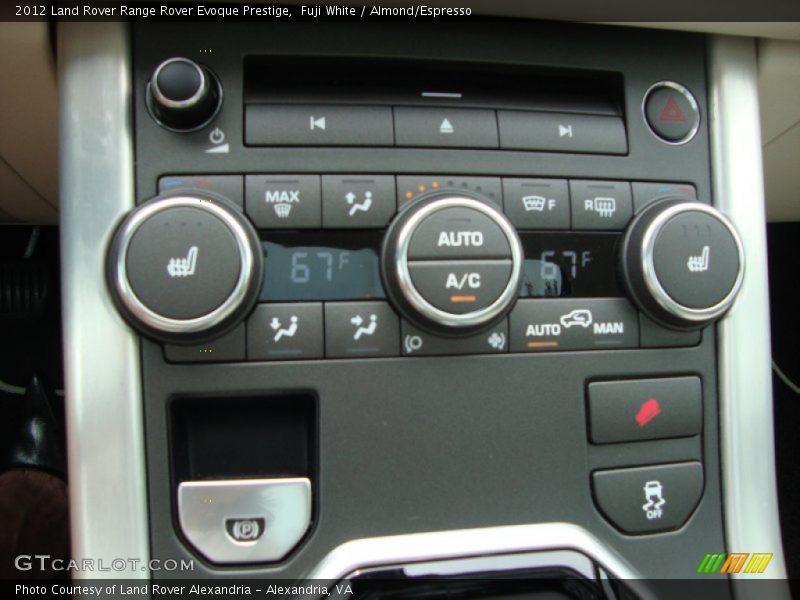 Fuji White / Almond/Espresso 2012 Land Rover Range Rover Evoque Prestige