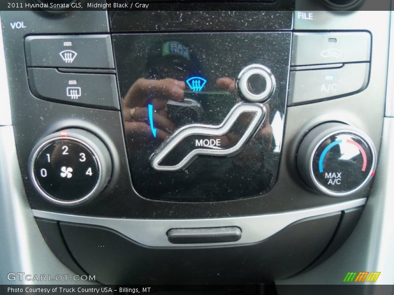 Midnight Black / Gray 2011 Hyundai Sonata GLS