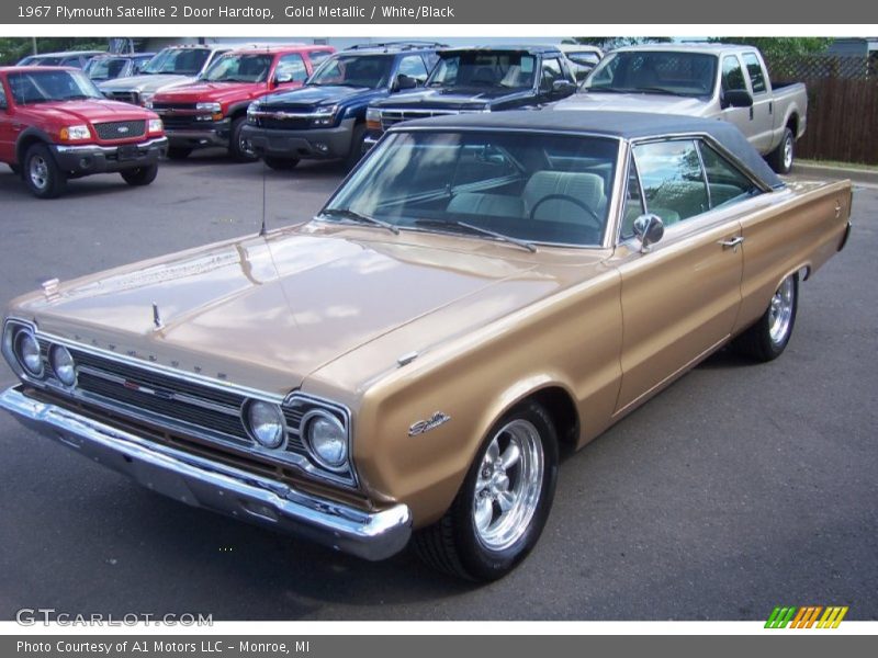  1967 Satellite 2 Door Hardtop Gold Metallic