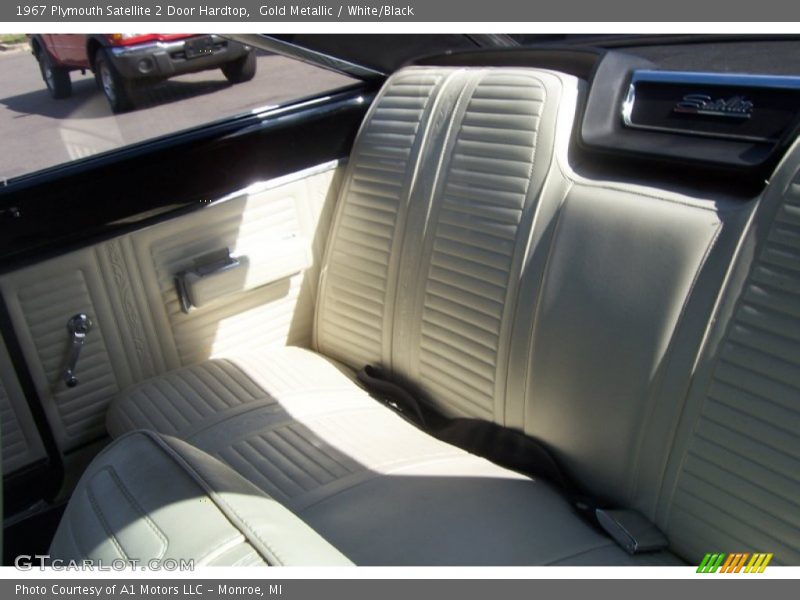  1967 Satellite 2 Door Hardtop White/Black Interior