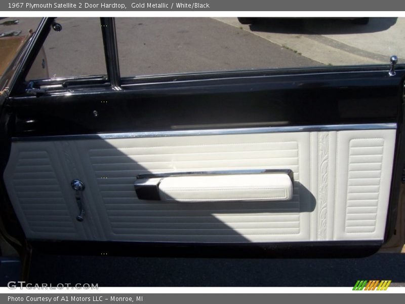 Gold Metallic / White/Black 1967 Plymouth Satellite 2 Door Hardtop