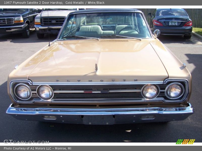 Gold Metallic / White/Black 1967 Plymouth Satellite 2 Door Hardtop