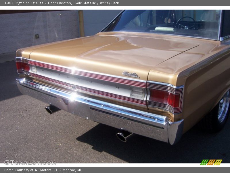 Gold Metallic / White/Black 1967 Plymouth Satellite 2 Door Hardtop