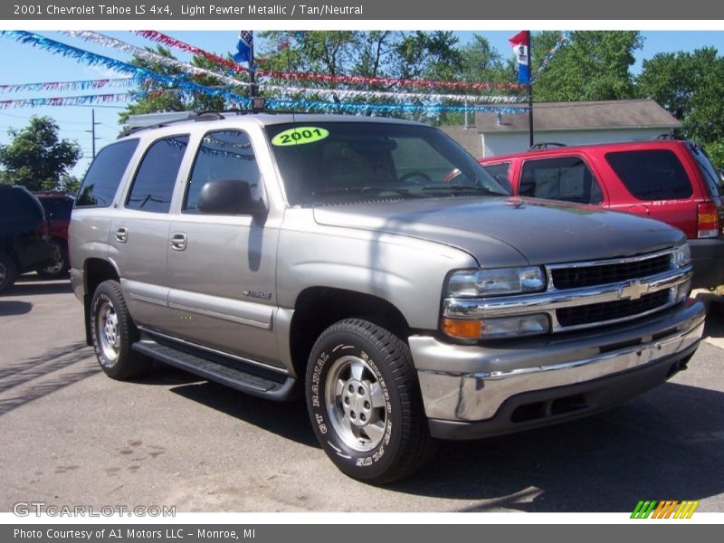 Light Pewter Metallic / Tan/Neutral 2001 Chevrolet Tahoe LS 4x4