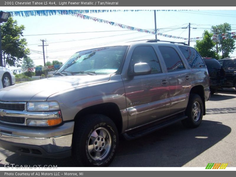 Light Pewter Metallic / Tan/Neutral 2001 Chevrolet Tahoe LS 4x4