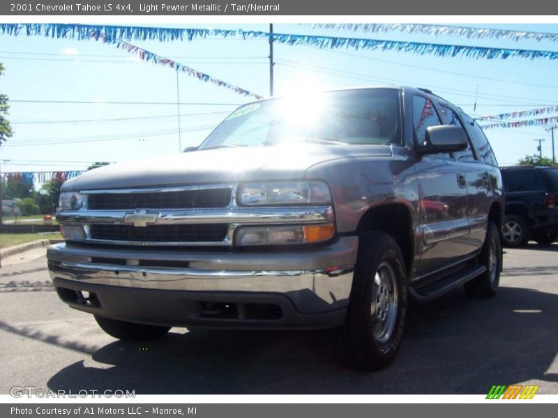 Light Pewter Metallic / Tan/Neutral 2001 Chevrolet Tahoe LS 4x4