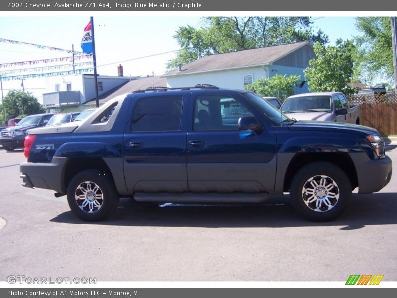 Indigo Blue Metallic / Graphite 2002 Chevrolet Avalanche Z71 4x4