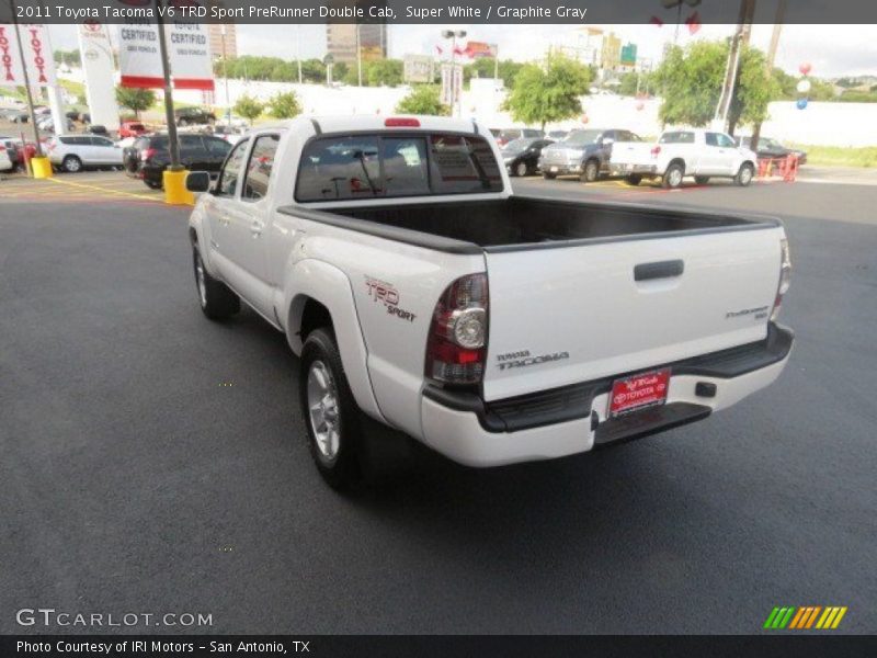 Super White / Graphite Gray 2011 Toyota Tacoma V6 TRD Sport PreRunner Double Cab