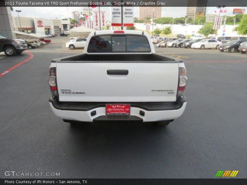 Super White / Graphite Gray 2011 Toyota Tacoma V6 TRD Sport PreRunner Double Cab