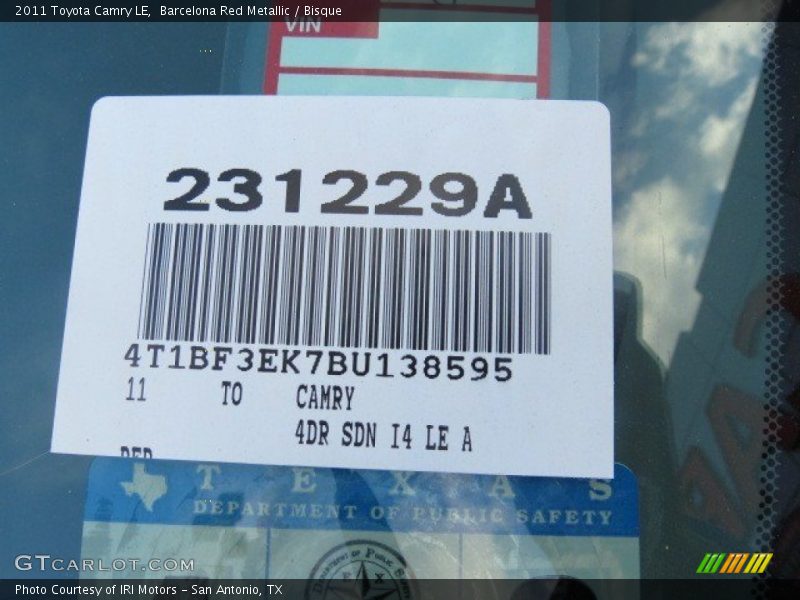 Barcelona Red Metallic / Bisque 2011 Toyota Camry LE