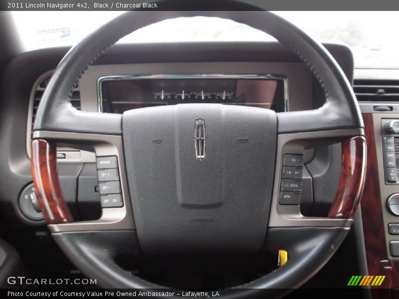  2011 Navigator 4x2 Steering Wheel