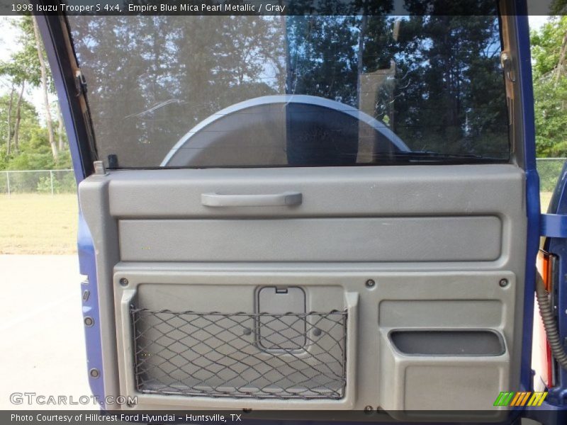 Empire Blue Mica Pearl Metallic / Gray 1998 Isuzu Trooper S 4x4