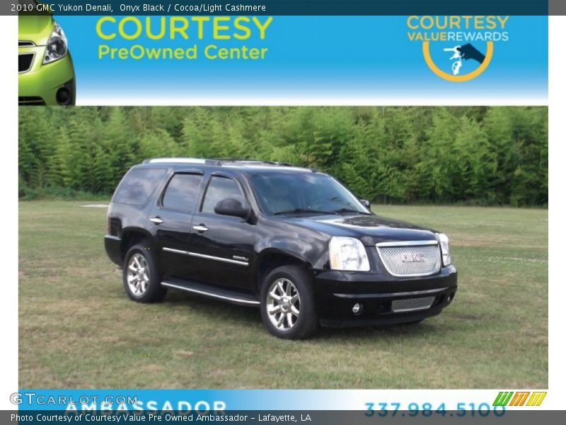 Onyx Black / Cocoa/Light Cashmere 2010 GMC Yukon Denali
