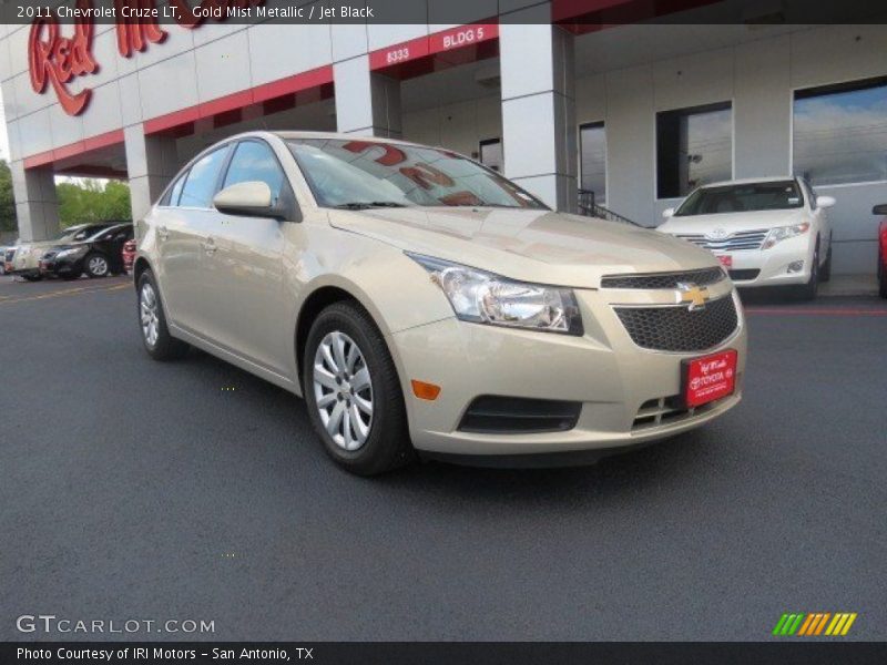 Gold Mist Metallic / Jet Black 2011 Chevrolet Cruze LT