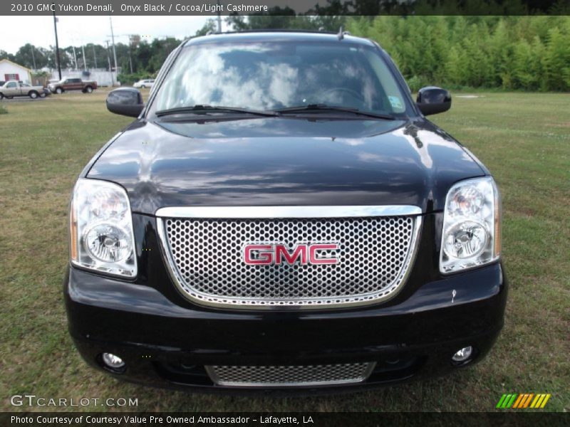 Onyx Black / Cocoa/Light Cashmere 2010 GMC Yukon Denali