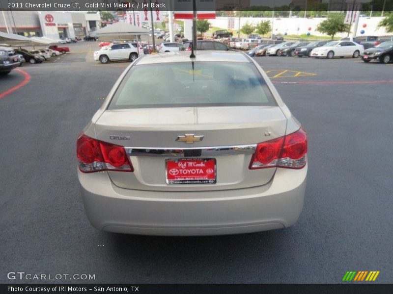 Gold Mist Metallic / Jet Black 2011 Chevrolet Cruze LT
