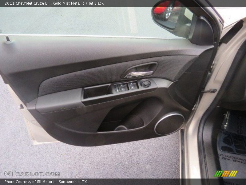 Gold Mist Metallic / Jet Black 2011 Chevrolet Cruze LT