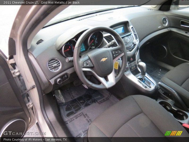 Gold Mist Metallic / Jet Black 2011 Chevrolet Cruze LT