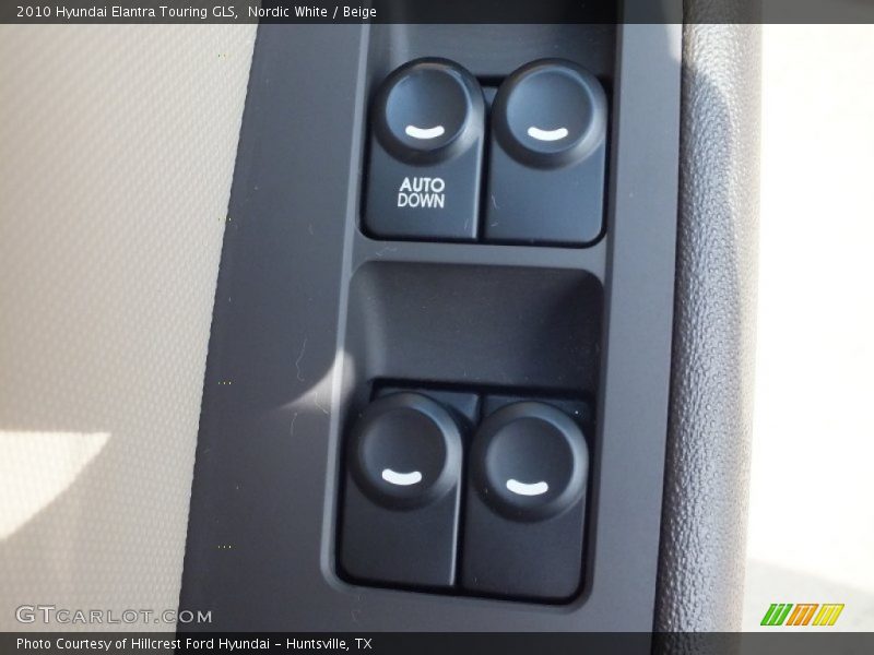 Nordic White / Beige 2010 Hyundai Elantra Touring GLS