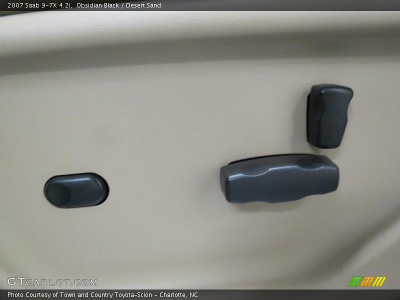 Obsidian Black / Desert Sand 2007 Saab 9-7X 4.2i