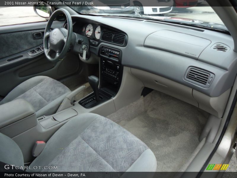 Dashboard of 2001 Altima SE