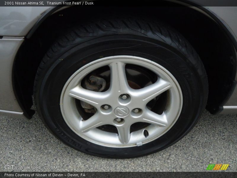  2001 Altima SE Wheel