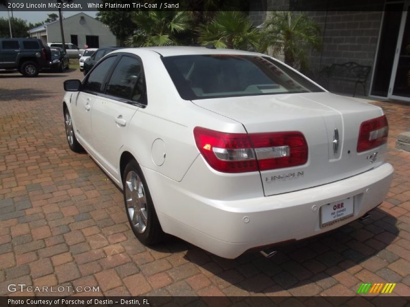 White Platinum Tri-Coat / Sand 2009 Lincoln MKZ Sedan