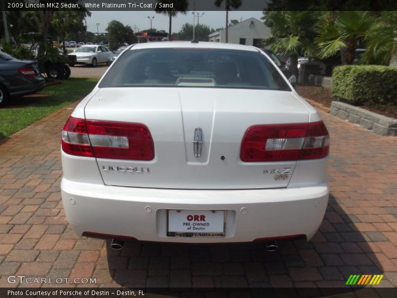 White Platinum Tri-Coat / Sand 2009 Lincoln MKZ Sedan