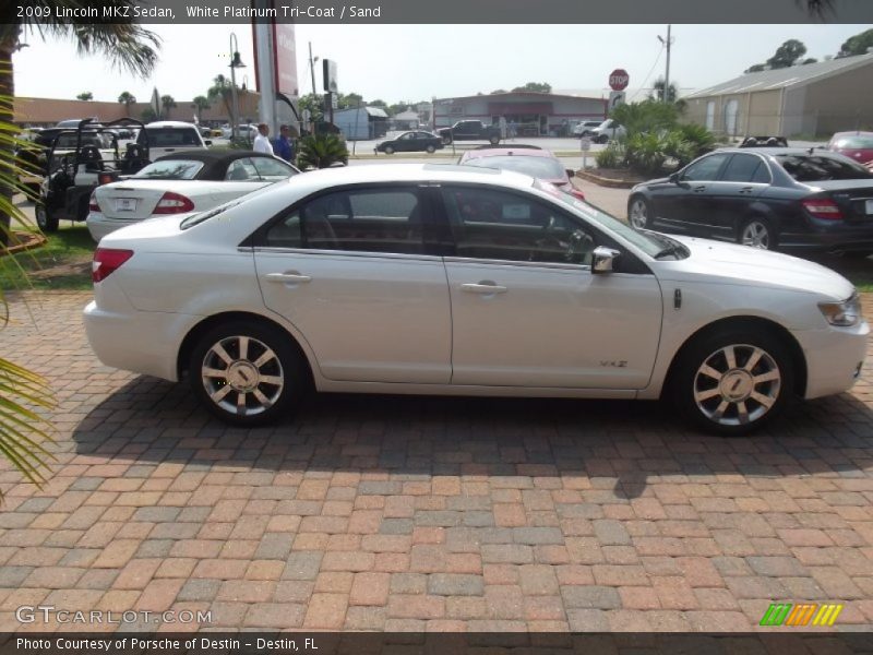 White Platinum Tri-Coat / Sand 2009 Lincoln MKZ Sedan