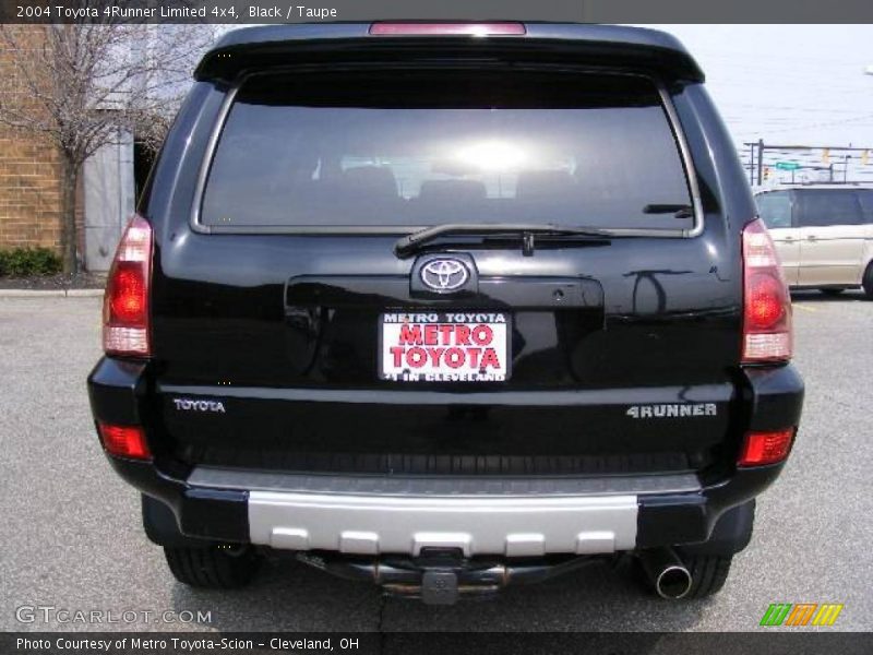 Black / Taupe 2004 Toyota 4Runner Limited 4x4