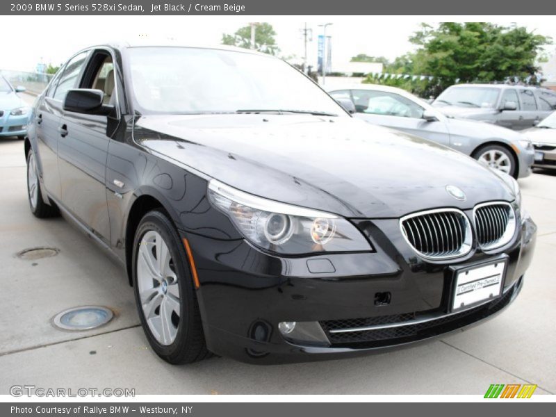 Jet Black / Cream Beige 2009 BMW 5 Series 528xi Sedan