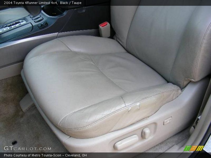 Black / Taupe 2004 Toyota 4Runner Limited 4x4