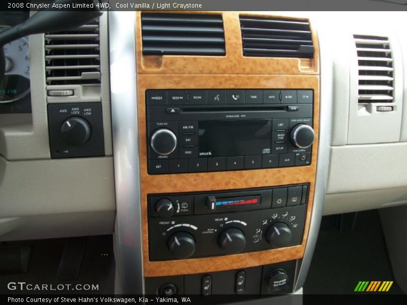 Cool Vanilla / Light Graystone 2008 Chrysler Aspen Limited 4WD