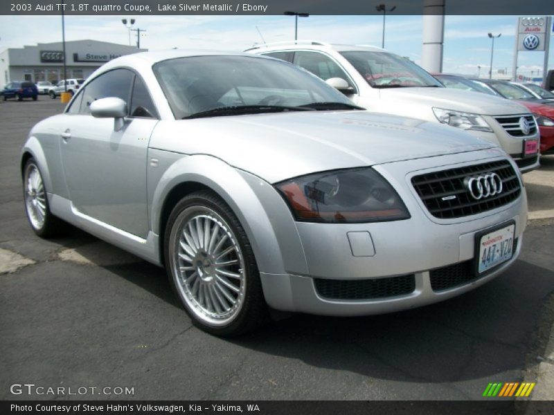 Front 3/4 View of 2003 TT 1.8T quattro Coupe
