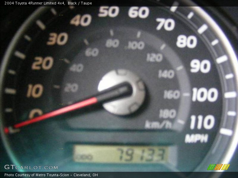 Black / Taupe 2004 Toyota 4Runner Limited 4x4