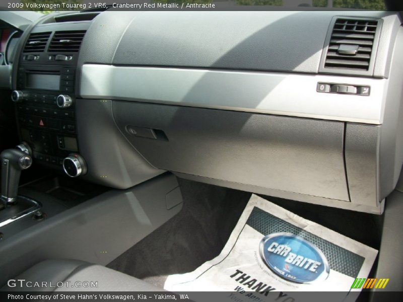 Cranberry Red Metallic / Anthracite 2009 Volkswagen Touareg 2 VR6