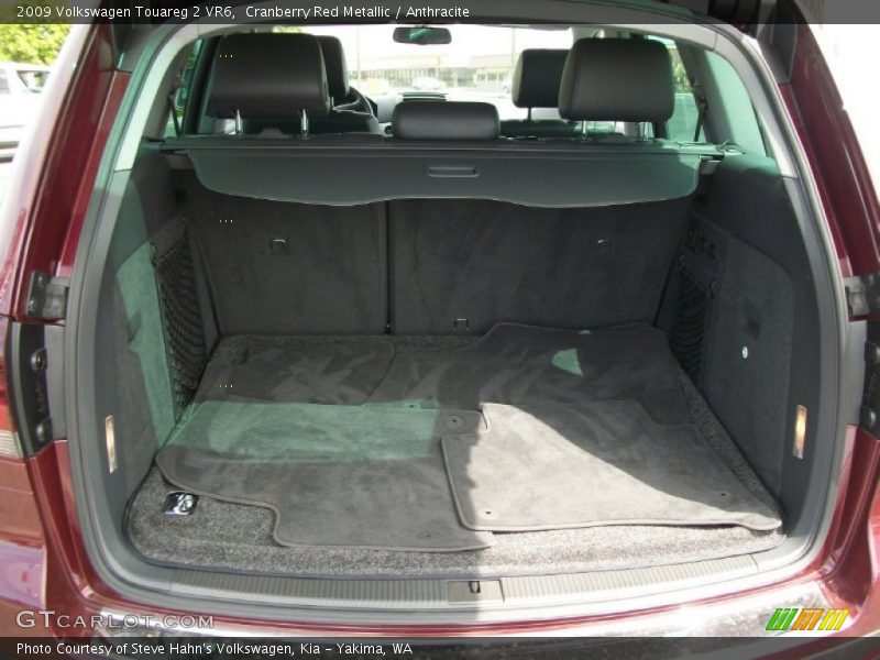 Cranberry Red Metallic / Anthracite 2009 Volkswagen Touareg 2 VR6
