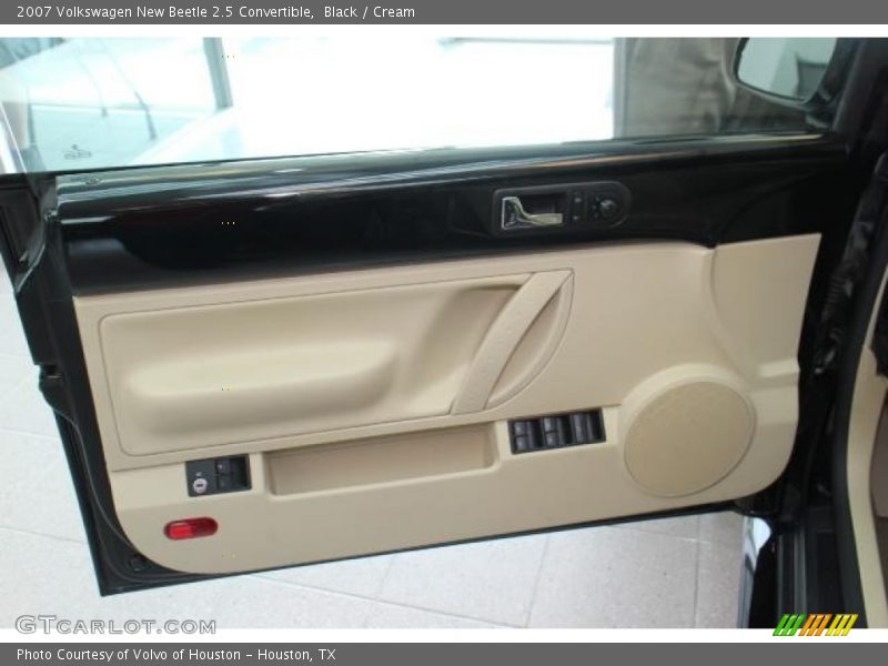 Black / Cream 2007 Volkswagen New Beetle 2.5 Convertible