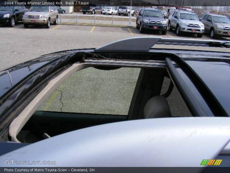 Black / Taupe 2004 Toyota 4Runner Limited 4x4