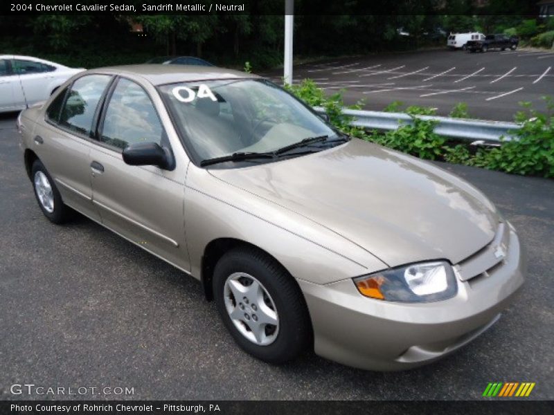 Sandrift Metallic / Neutral 2004 Chevrolet Cavalier Sedan