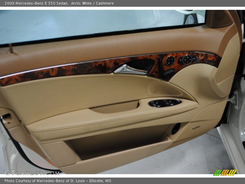 Arctic White / Cashmere 2009 Mercedes-Benz E 350 Sedan