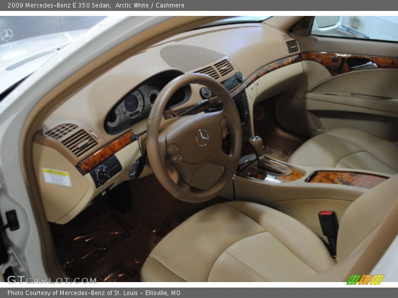 Arctic White / Cashmere 2009 Mercedes-Benz E 350 Sedan