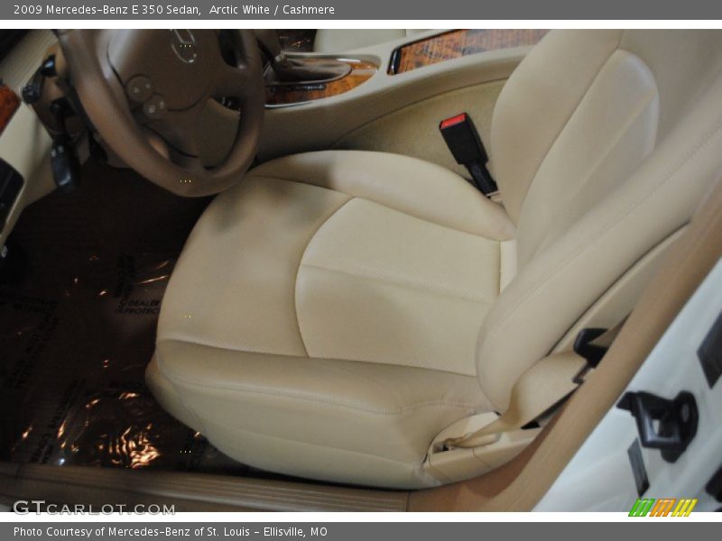 Arctic White / Cashmere 2009 Mercedes-Benz E 350 Sedan
