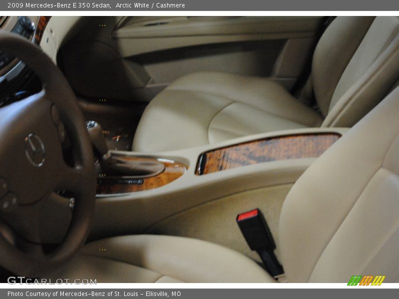 Arctic White / Cashmere 2009 Mercedes-Benz E 350 Sedan