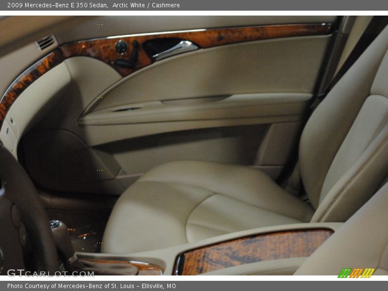 Arctic White / Cashmere 2009 Mercedes-Benz E 350 Sedan