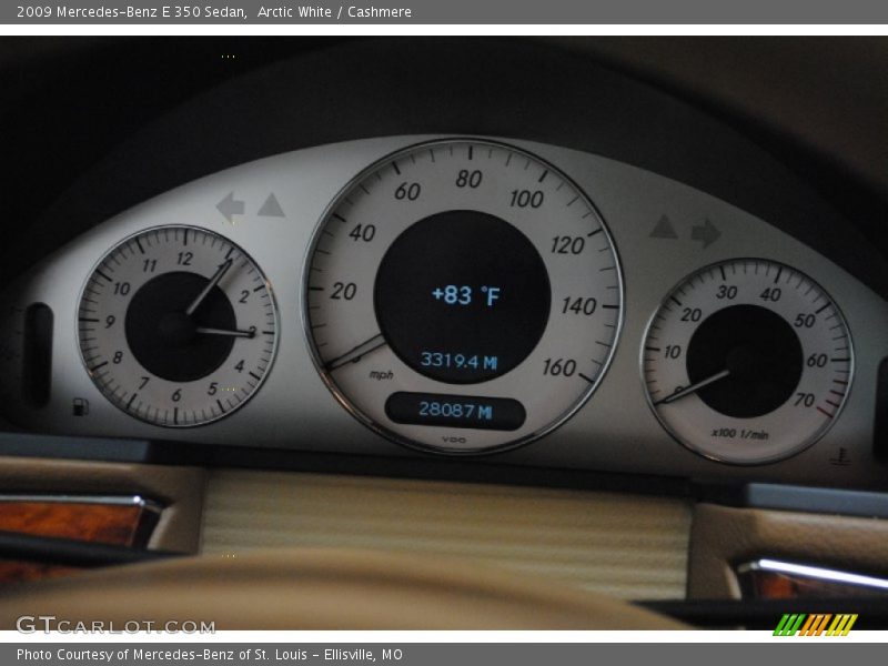 Arctic White / Cashmere 2009 Mercedes-Benz E 350 Sedan