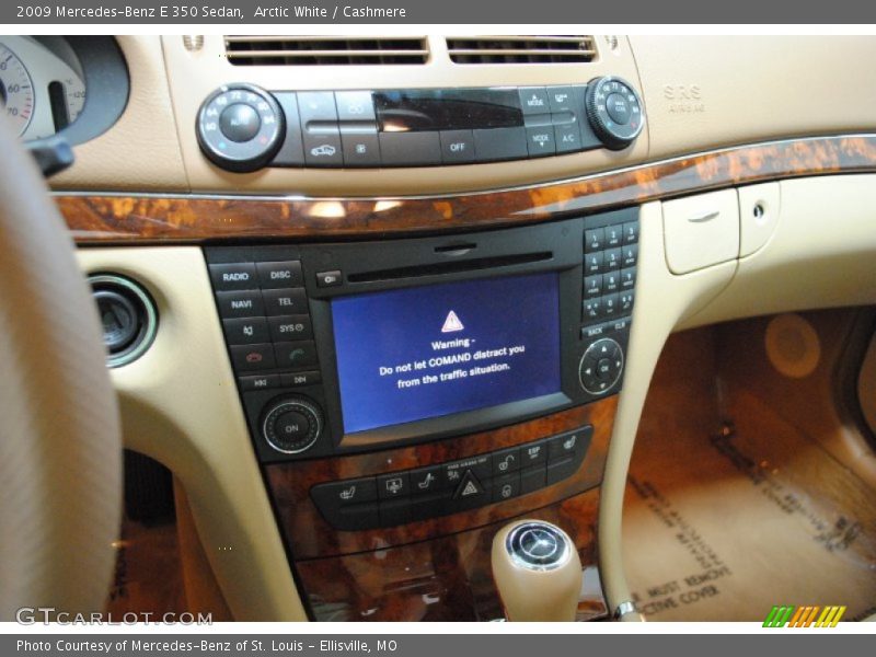 Arctic White / Cashmere 2009 Mercedes-Benz E 350 Sedan