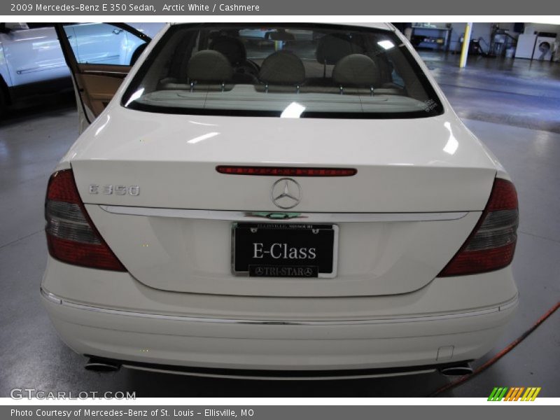 Arctic White / Cashmere 2009 Mercedes-Benz E 350 Sedan