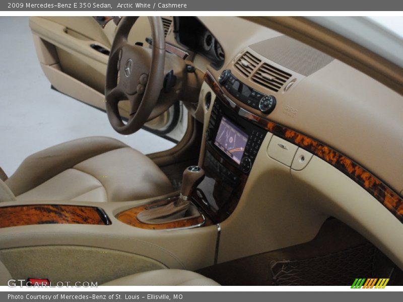 Arctic White / Cashmere 2009 Mercedes-Benz E 350 Sedan