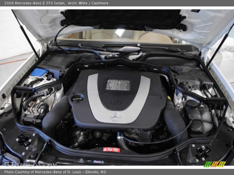 Arctic White / Cashmere 2009 Mercedes-Benz E 350 Sedan